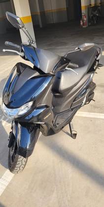 YAMAHA FLUO 125 ABS 